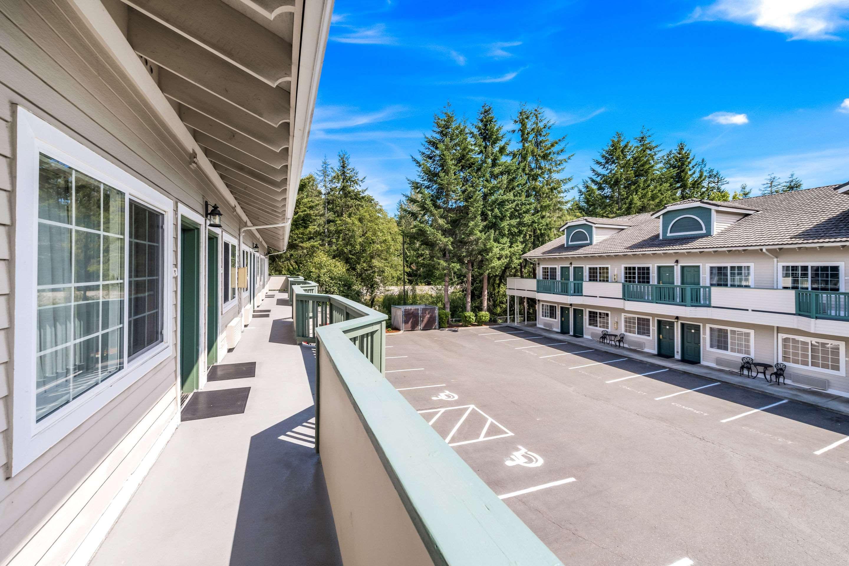 Quality Inn & Suites Bainbridge Island Exterior foto